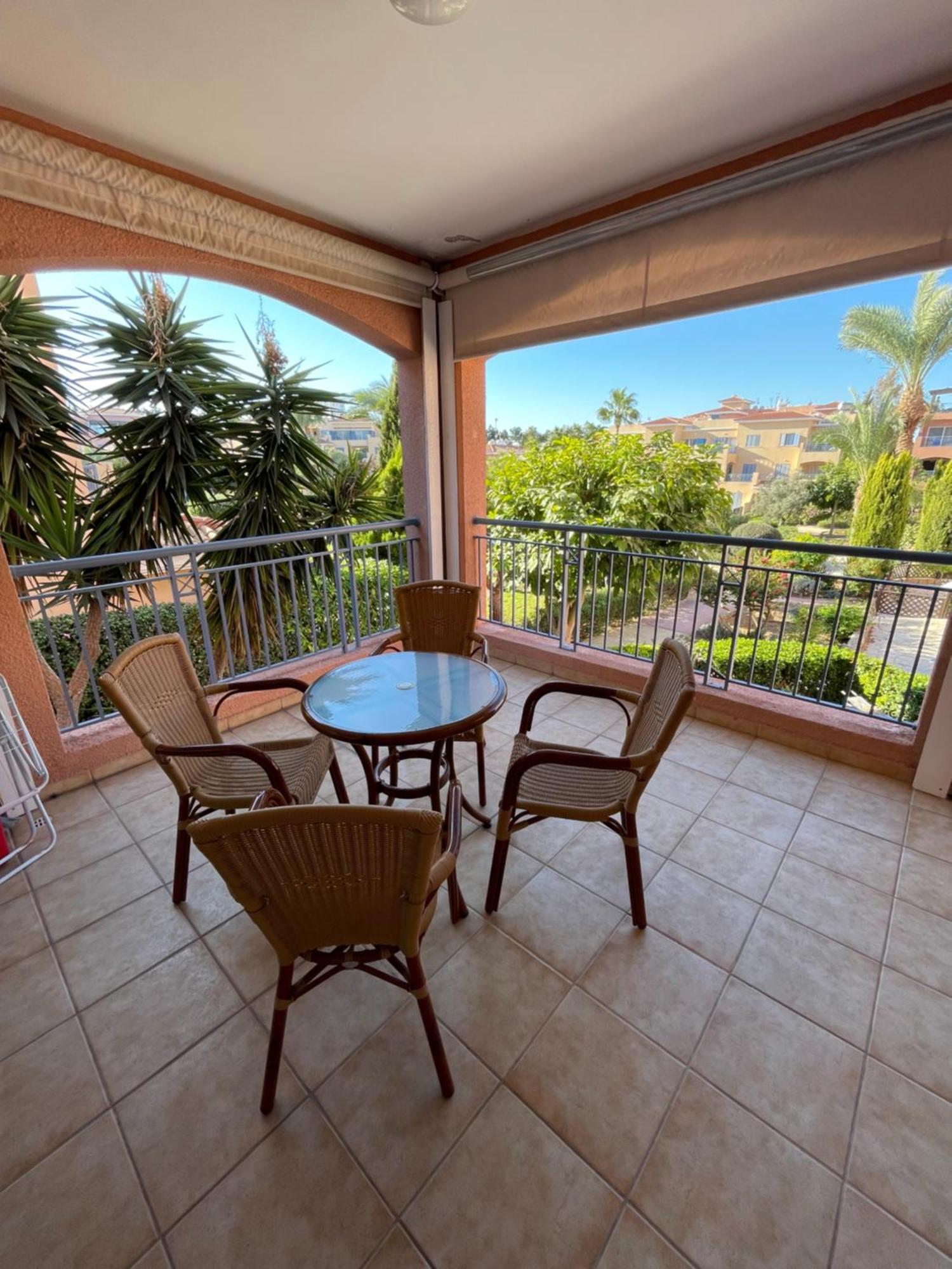 Limnaria Gardens Two Bedroom Apartment With Balcony Paphos Exterior photo